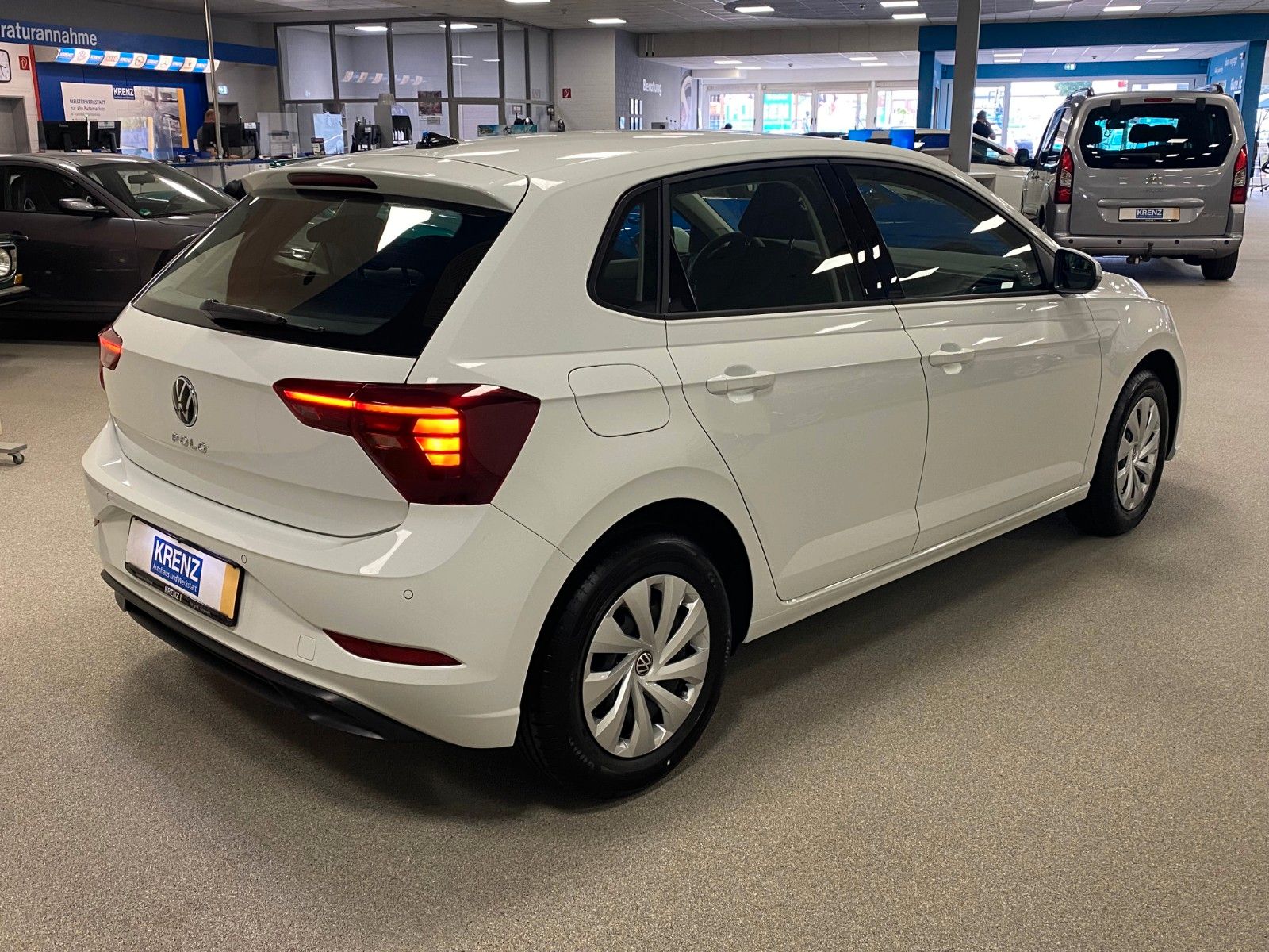 Fahrzeugabbildung Volkswagen Polo 1.0 TSI LIFE+KAMERA+PARKHILFE++SITZHEIZUNG+