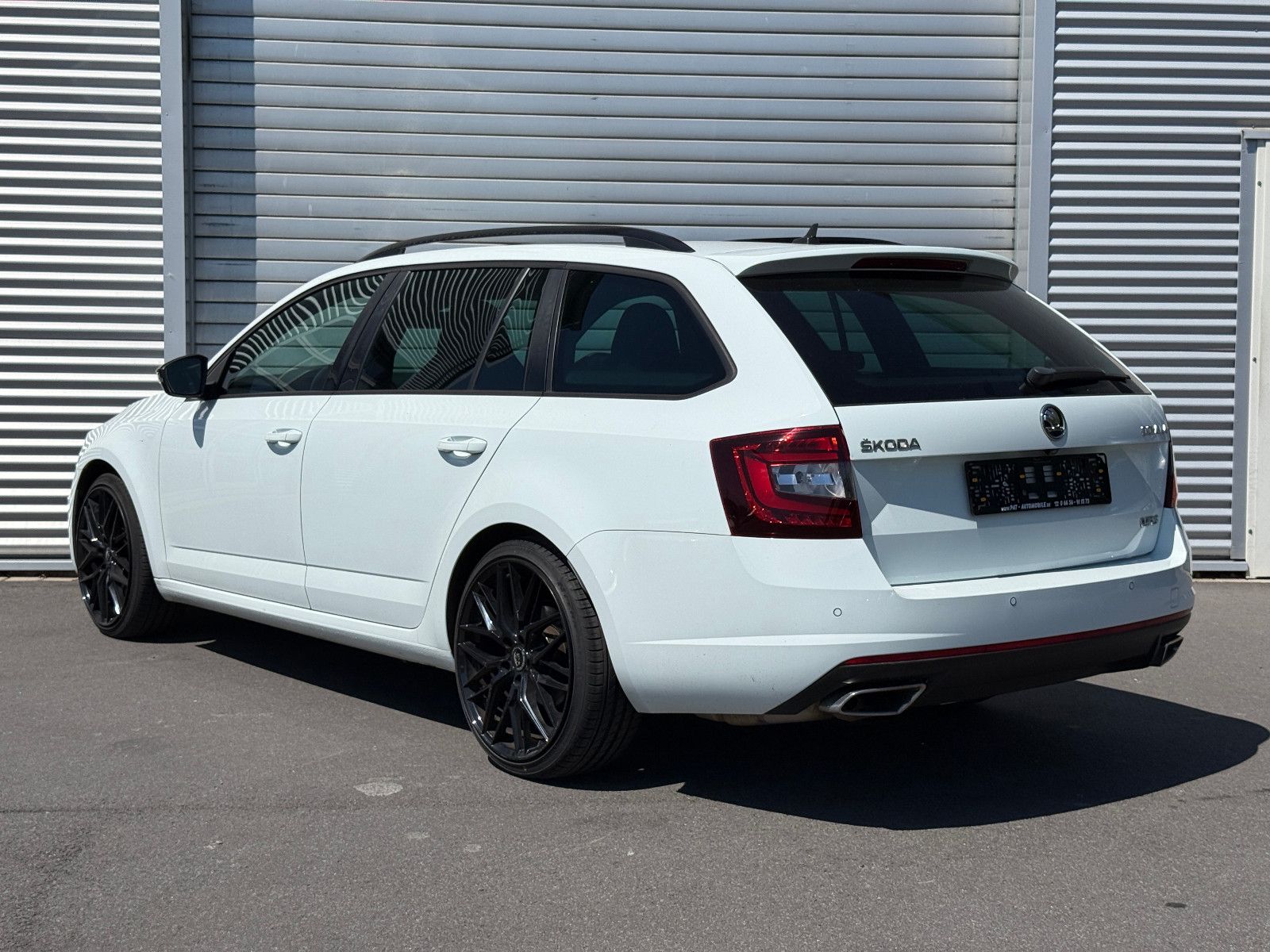 Skoda Octavia Combi RS DSG ACC LED Navi Pano Kam SHZ foto 6