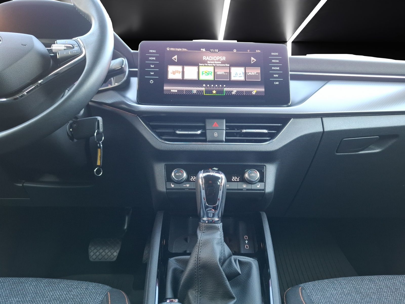 Fahrzeugabbildung SKODA Kamiq TSI Clever DSG LED Navi AID GRA RFK SH