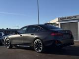 BMW i5 M60 xDrive Limo M Sport Pro B&W AHK Pano - BMW Neuwagen