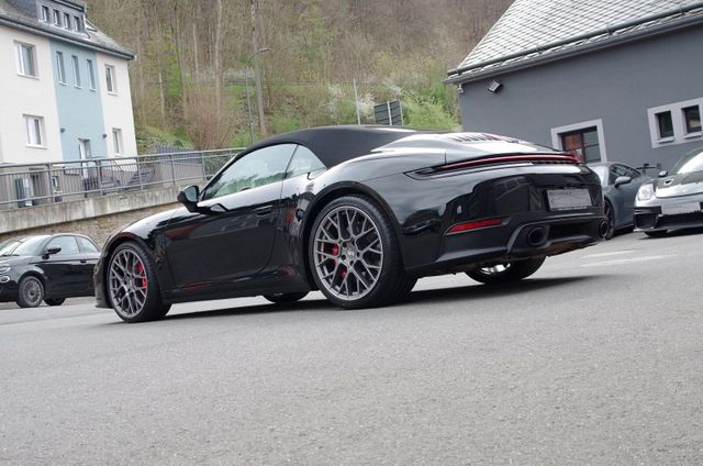 Porsche 992.2 4S*ACC,BOSE,Chrono,Sitzlüftung,14Wege,360°
