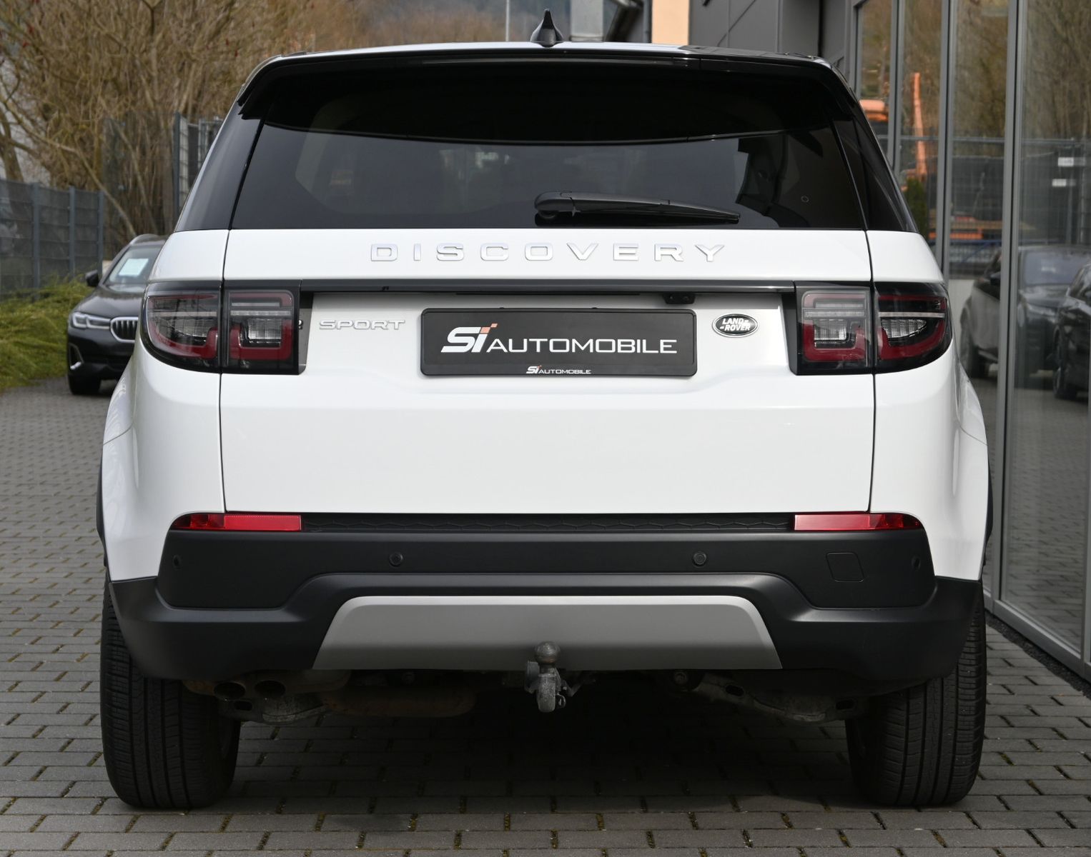 Fahrzeugabbildung Land Rover Discovery Sport D240 AWD Aut. SE °ACC°AHK°STHZ°