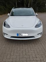 Tesla Model Y Long Range Dual Motor AWD Long Range - Tesla Model Y in Bremen
