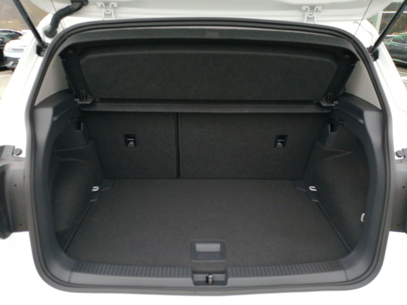 Volkswagen T-Cross - Bild 17