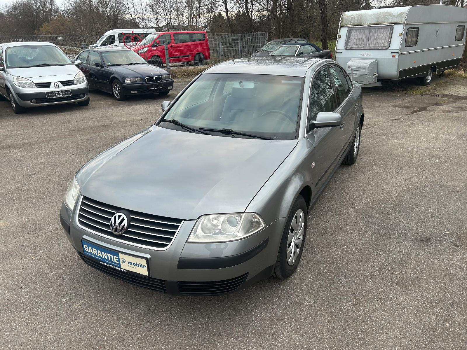 Volkswagen Passat-1.6-Comfortline-Klimaaut-Tempomat-ZV-ABS-