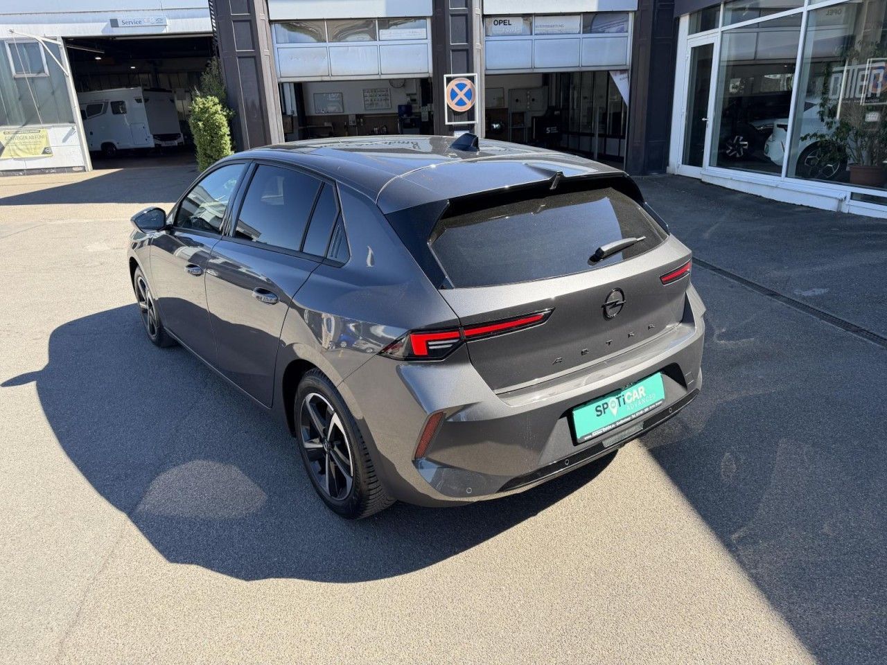 Opel Astra GS 1,2 AHK+NAV+PANO+HUD+SHZ+LHZ+ACC+TWW imagem 3