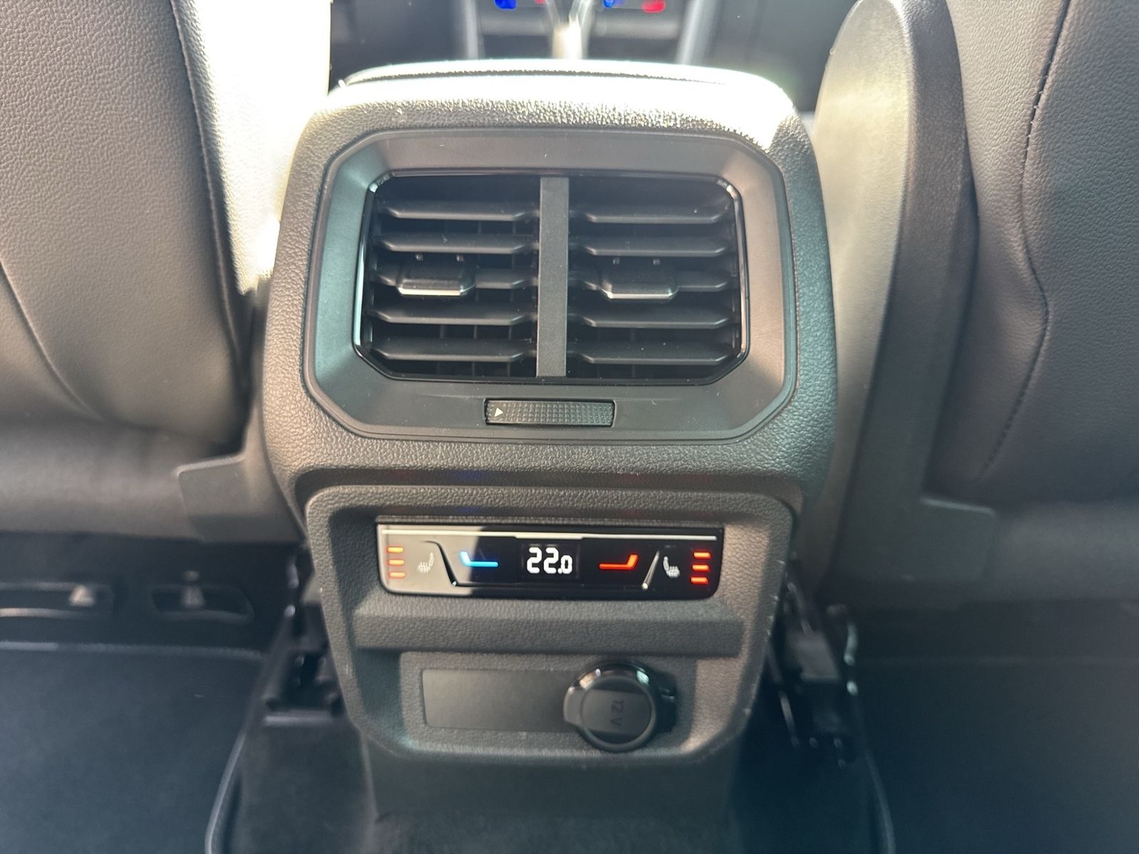 Tiguan R-Line 2.0 TSI 4MOTION, AHK, IQ Drive, Sp