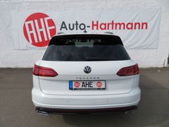 VW Touareg 3.0 TDI R-Line 4M Matrix Leder Ahk Black VW Touareg 3.0 TDI R-Line 4M Matrix Leder Ahk Black