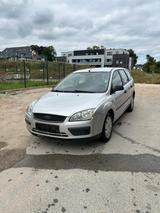 Ford Focus 1.6 TDCI Ahk TÜV 8/25 - Ford Focus aus 2006: Tdci