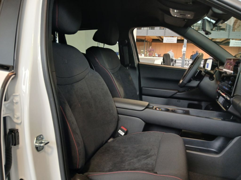 Hyundai IONIQ 3 – Bild 13
