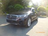 Volkswagen Touareg 3.0 V6 TDI 210kW 4MOTION Tiptronic - - Volkswagen Touareg: 2.0