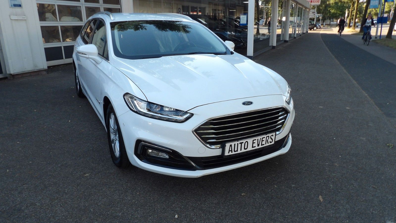 Ford Mondeo Turnier Hybrid*Automatik*AHK*