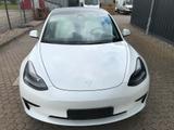 Tesla Model 3 RWD 60 kwH 208 kW (283 PS), Automatik... - gebrauchte Tesla Model 3 aus dem Jahr 2023