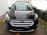 Ford Kuga 1,5 EcoBoost 2x4 110kW Titanium Titanium - Ford Kuga Gebrauchtwagen in Hamburg