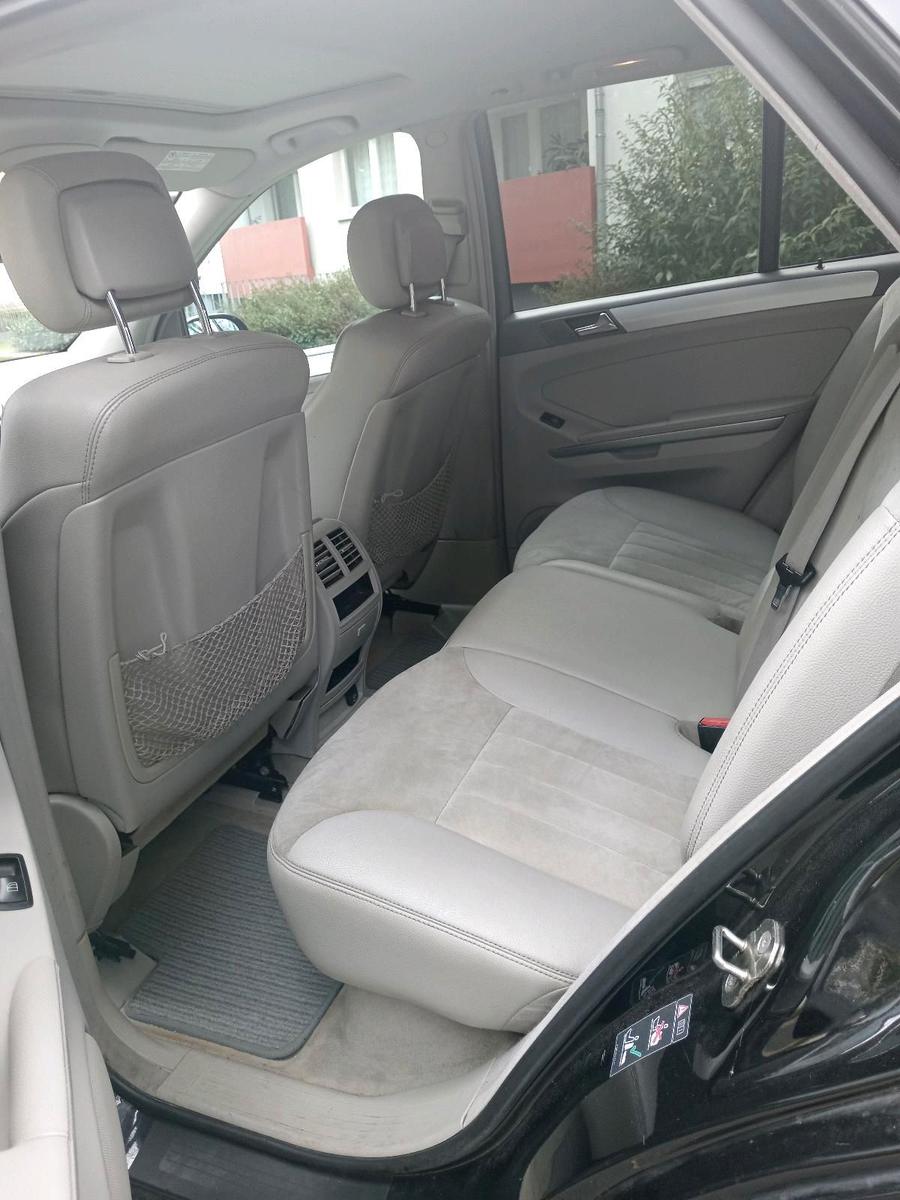 Mercedes-Benz ML280 2008 — interior