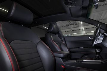 Bild 23 Kia Optima Sportswagon GT-Line Pano Navi