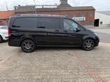 Mercedes-Benz V 300 LANG EDITION AMG NIGHT PANO 360 7-Sitzer B - 7 Sitzer Autos