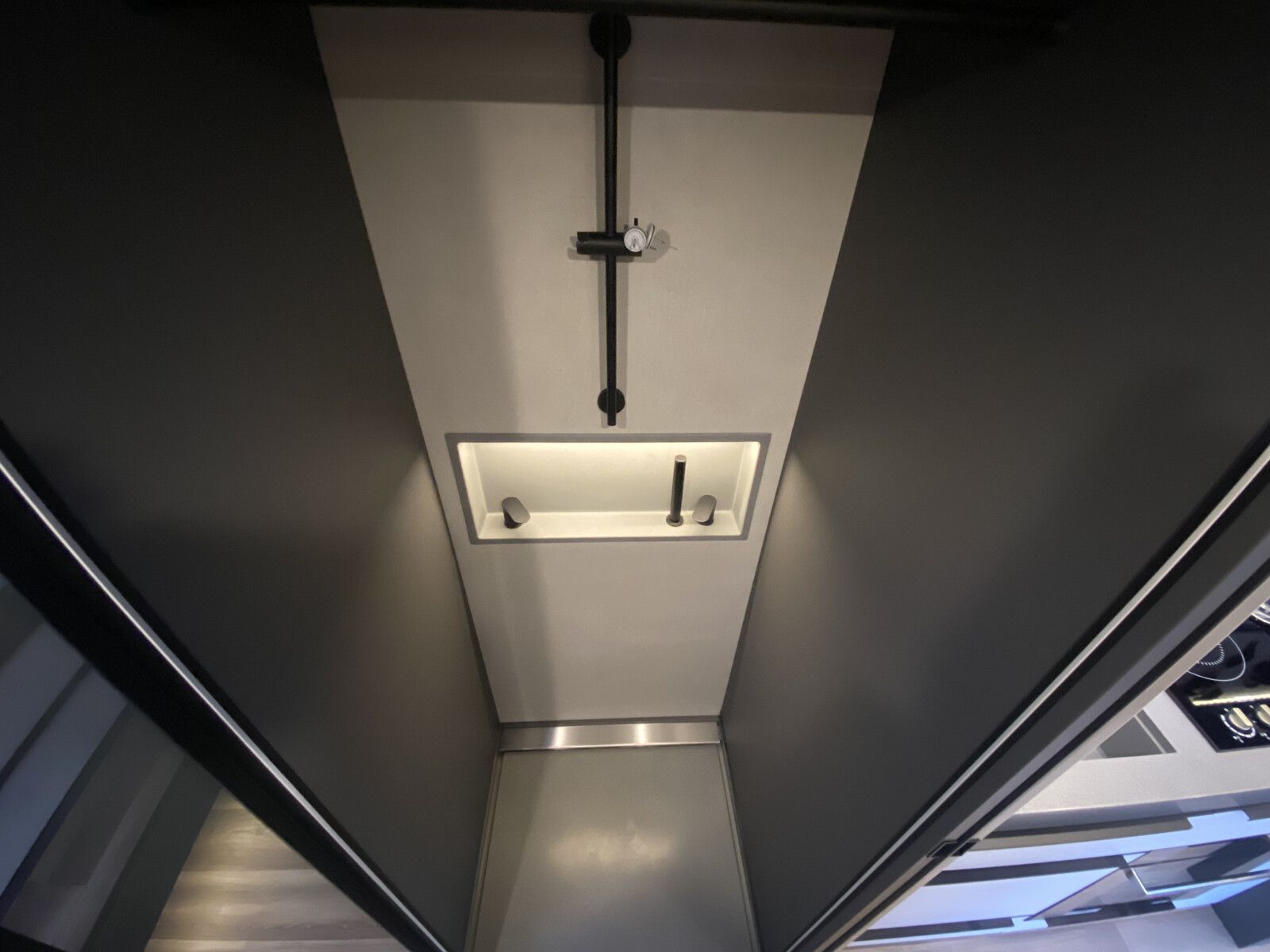 Fahrzeugabbildung Niesmann + Bischoff Flair 880 Retarder