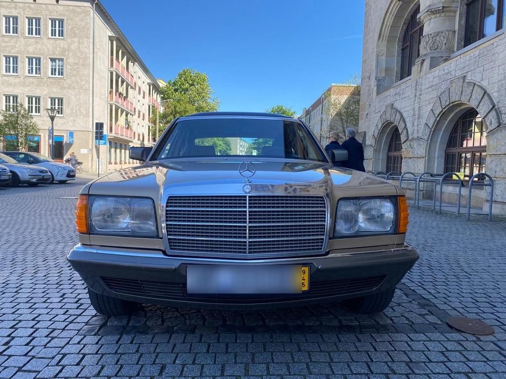 Mercedes-Benz 280