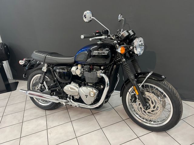 Triumph BONNEVILLE T120 STEALTH sofort verfügbar