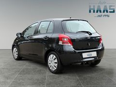 Fahrzeugabbildung Toyota Yaris Cool 1,3 Ltr. TÜV NEU Klima AHK