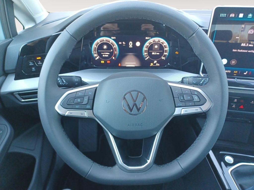 Fahrzeugabbildung Volkswagen Golf 1.5 TSI OPF Style, Shzg, LED Plus, Climatro