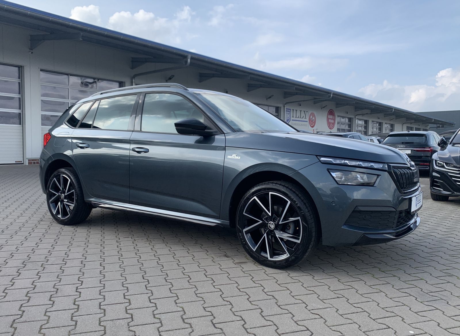 Fahrzeugabbildung SKODA Kamiq 1.6 TDI*Monte Carlo*Pano*Cam*LED*Sound*