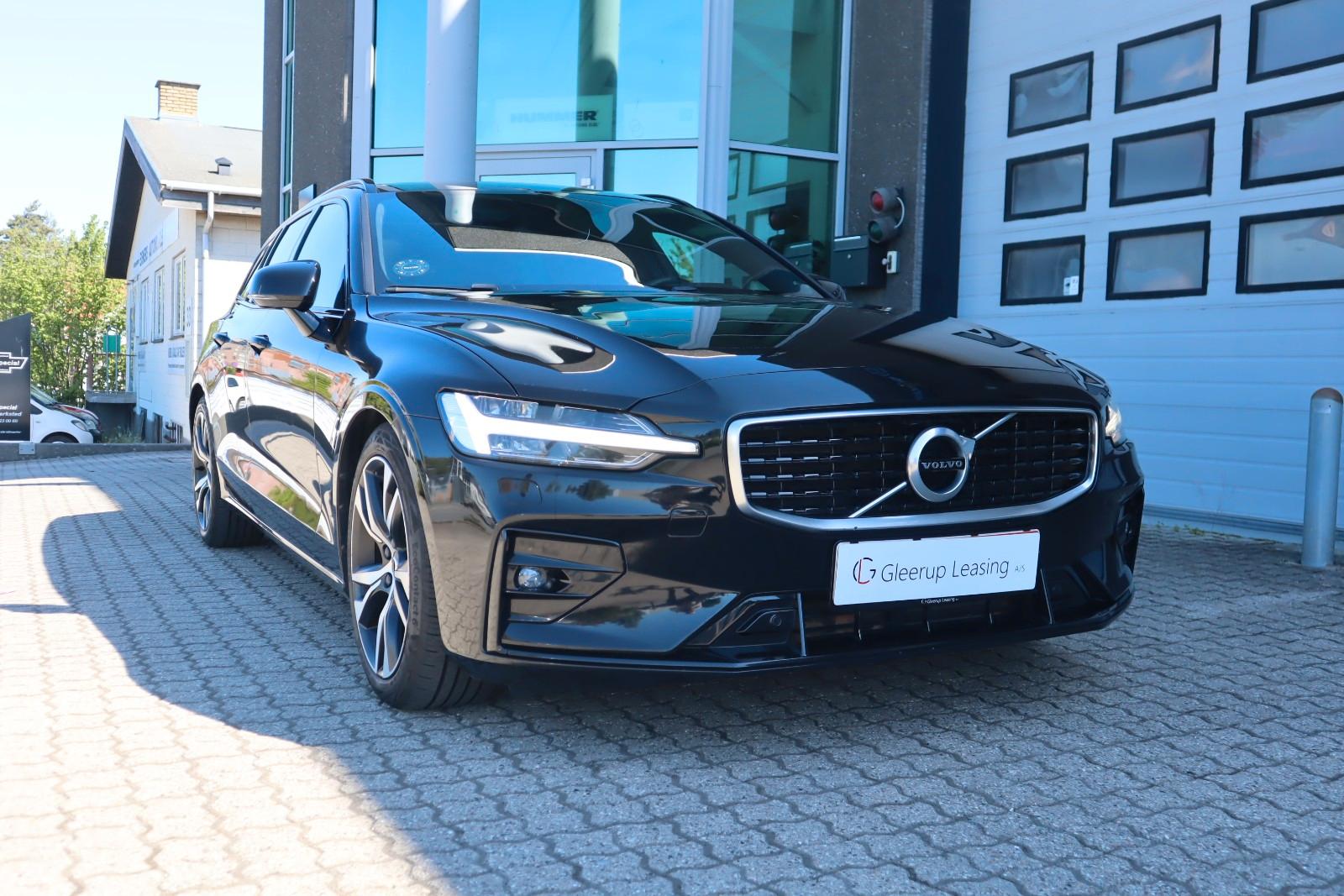 Volvo V60 Kombi R Design PANO ACC LEDER MEM-SITZ