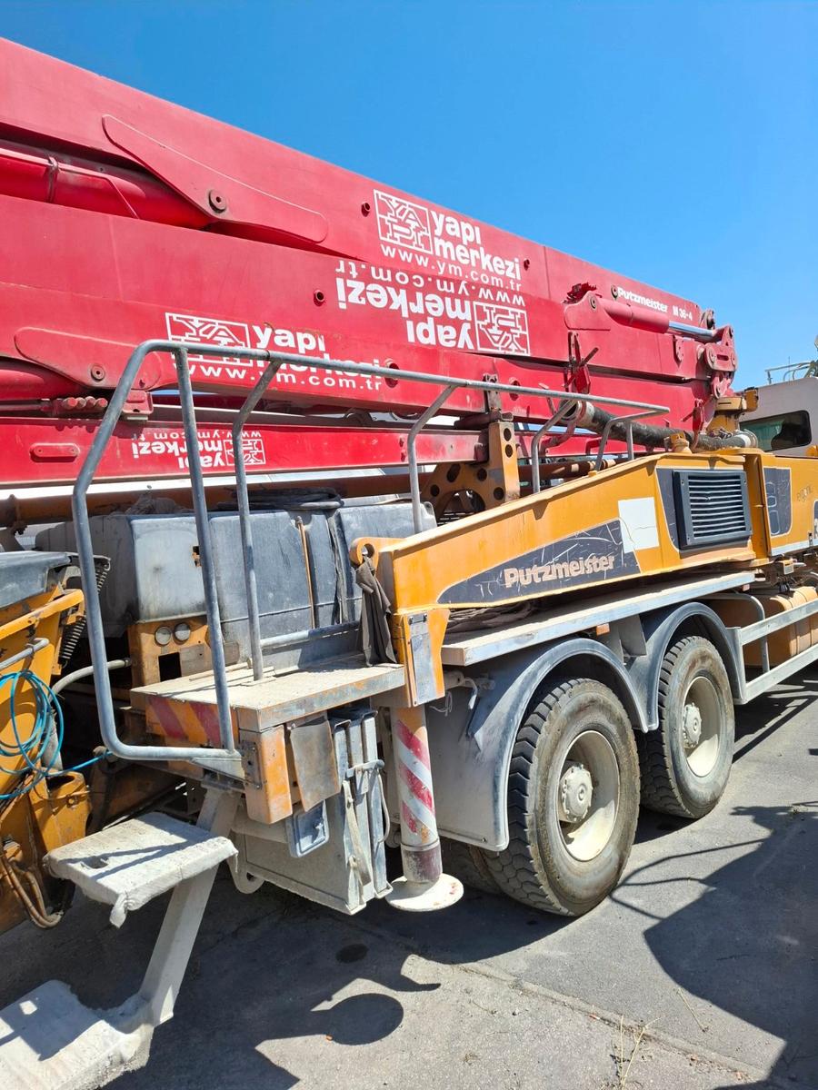 Mercedes-Benz AXOR 3340