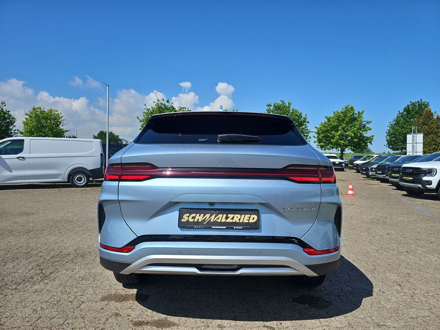 BYD SEAL U