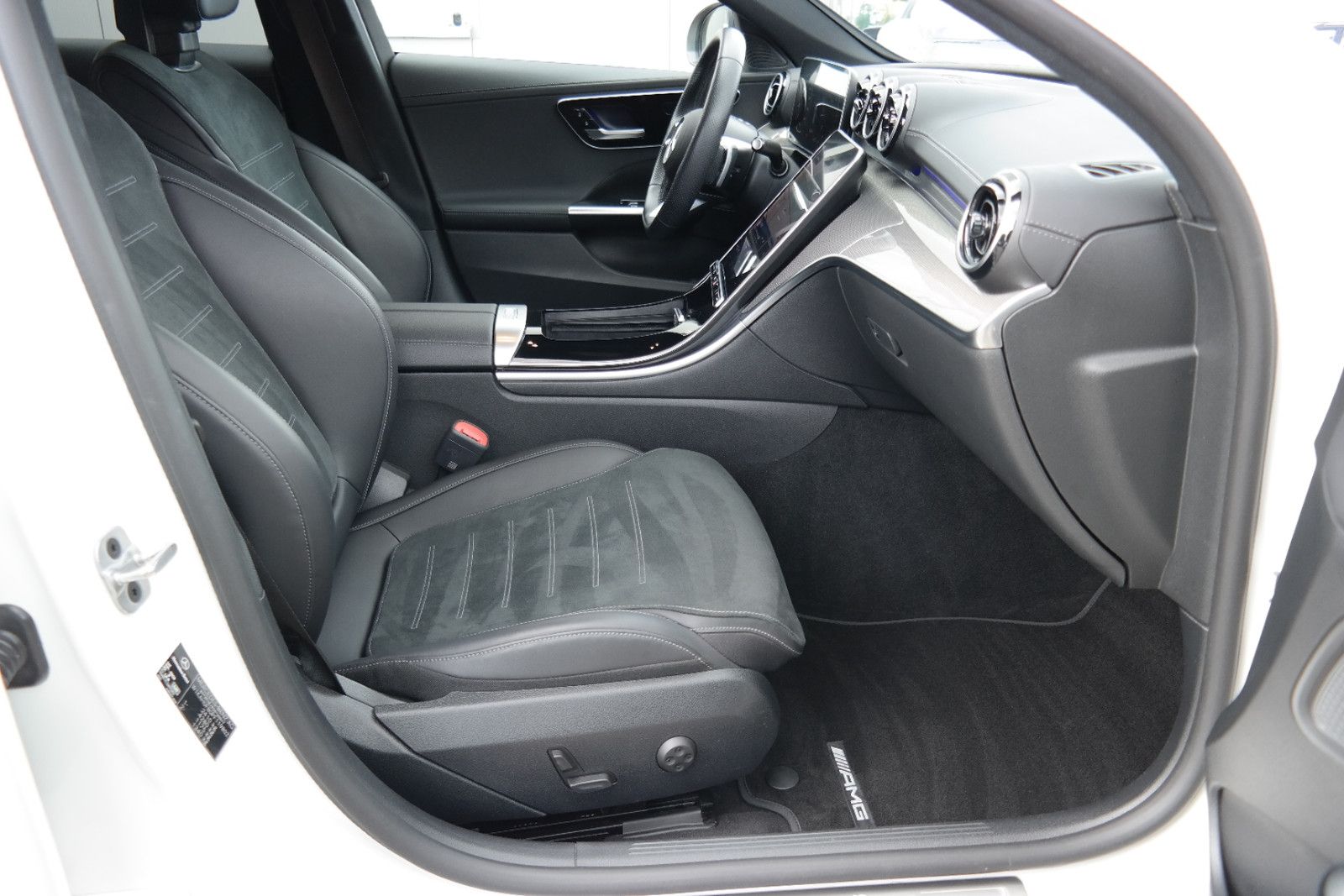 Mercedes-Benz C 220 T 4Matic Leder LED AMG-Line High-B. Garan foto 10