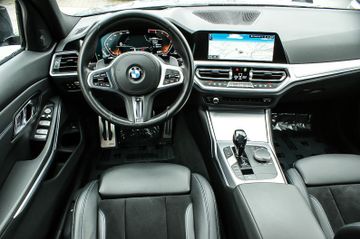 Fahrzeugabbildung BMW 320 d xDrive M Sport WINTERFREUDE LASER HUD 19''