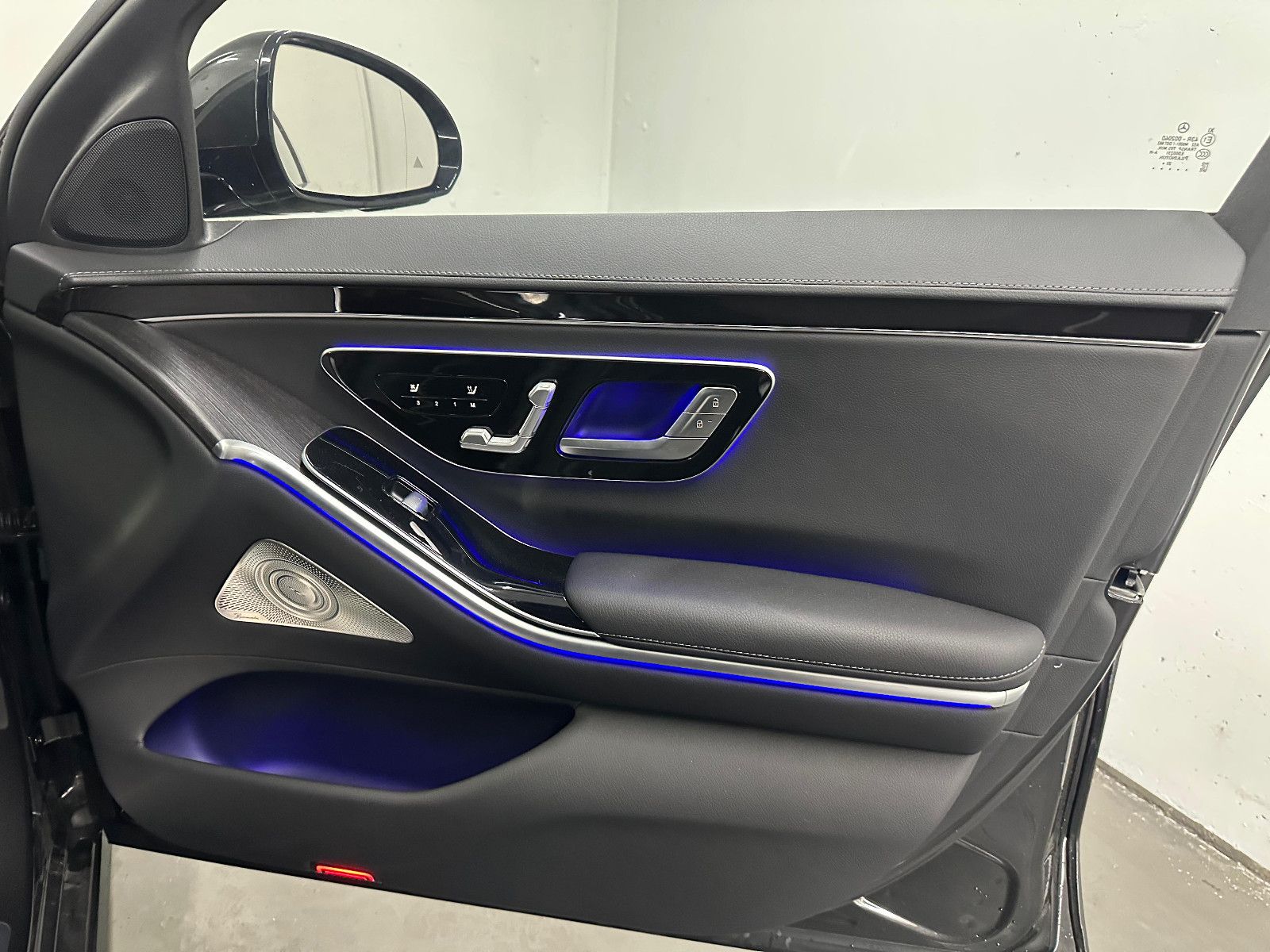 Fahrzeugabbildung Mercedes-Benz S 580 e *HEADUP*HA LENKUNG*SITZKLIMA*