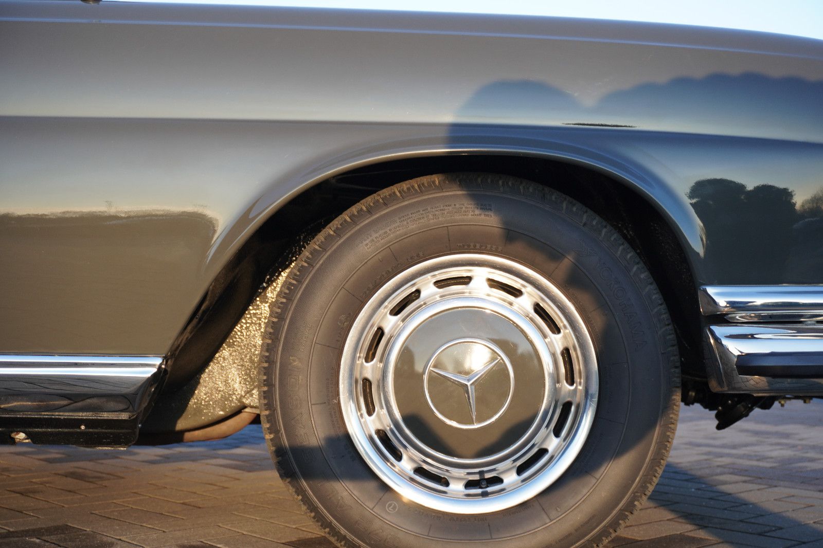 Fahrzeugabbildung Mercedes-Benz 280 SE 3,5 Cabriolet Conversion