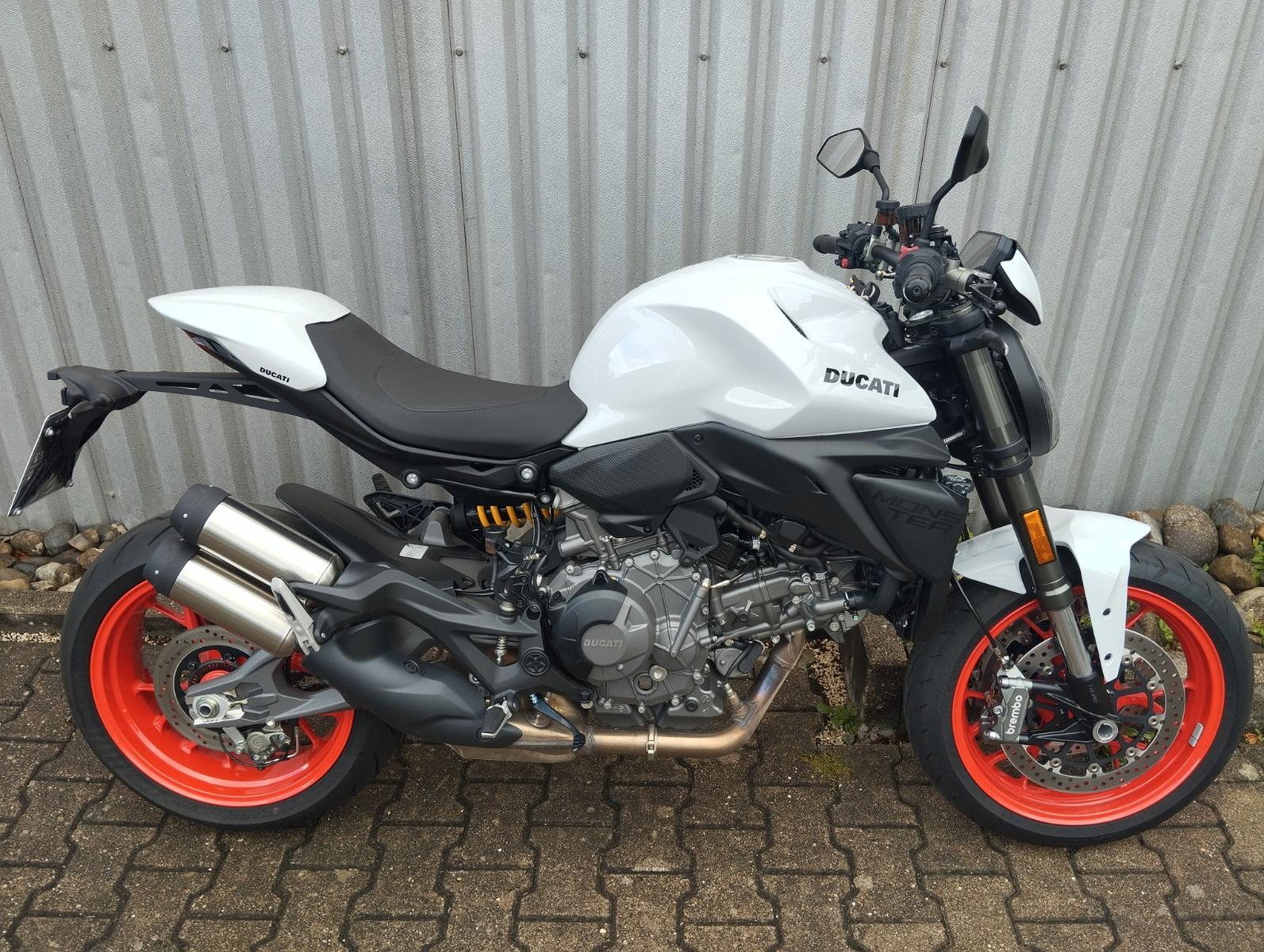 Ducati Monster + | 35kW