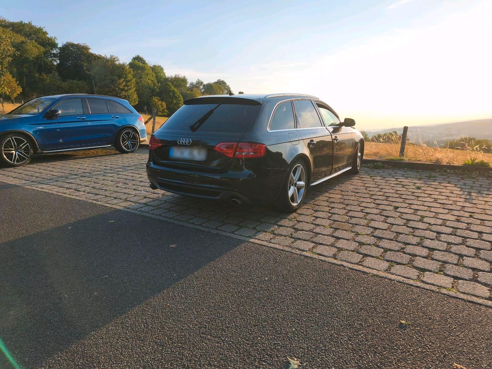 Audi A4 2010 — interior