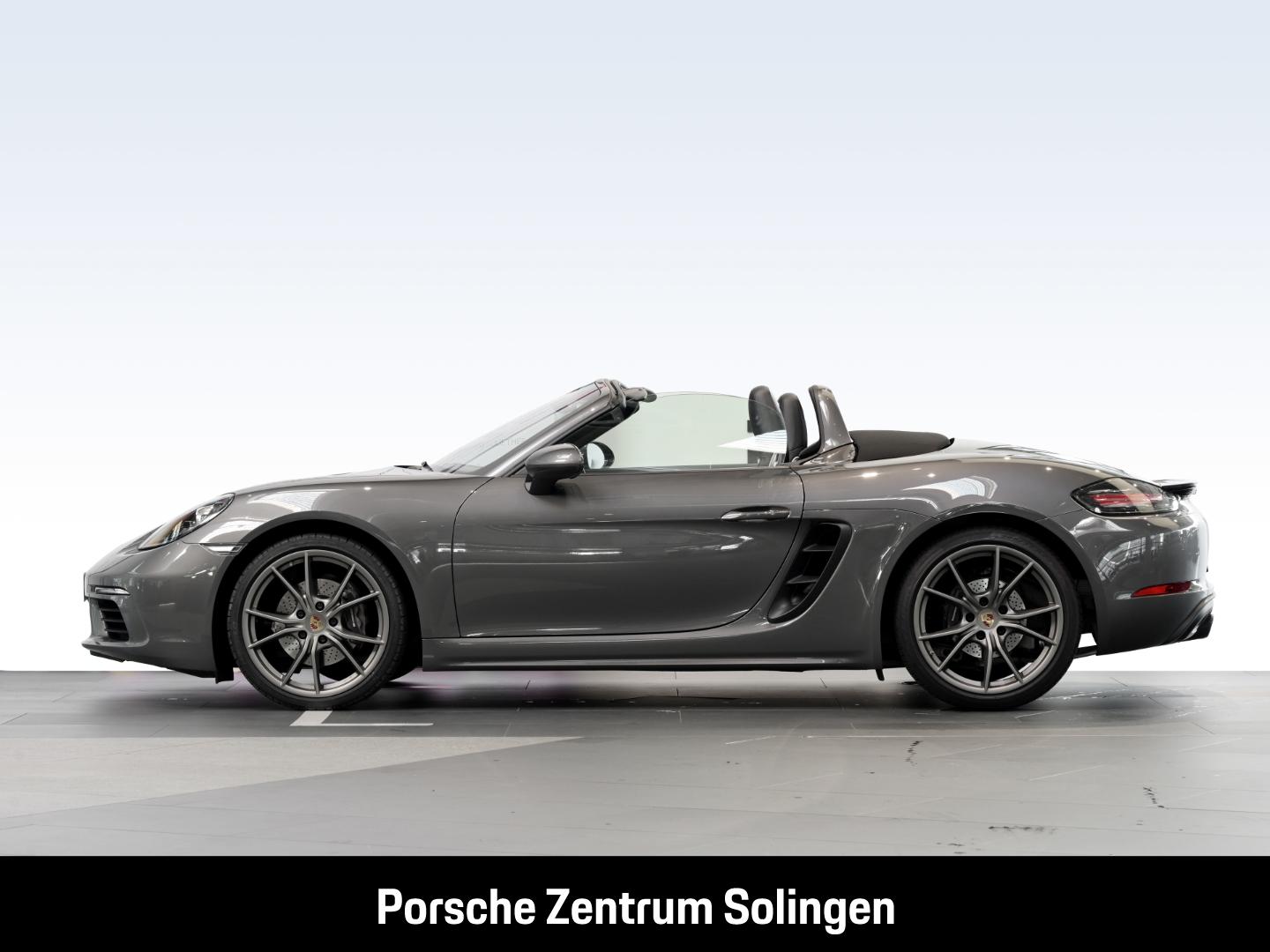 Porsche Boxster 718 Sportabgasanlage Tempolimitanzeige B