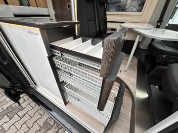 Westfalia Sven Hedin LIMITED 177PS Markise ACC Winterpaket