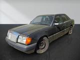 Mercedes-Benz 260 E LM - blaue Mercedes-Benz 260