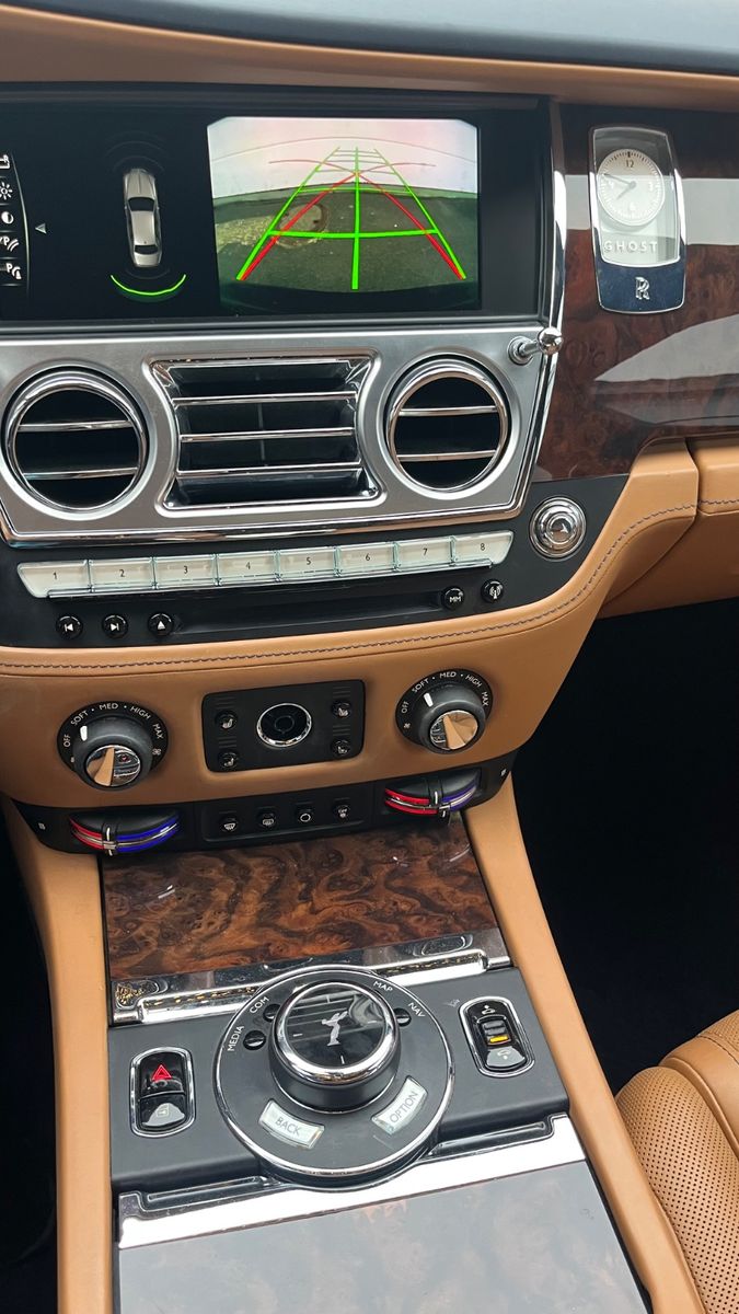 Rolls-Royce Ghost II Exclusiv 24-Zoll Starlighter LED HeadUp foto 12