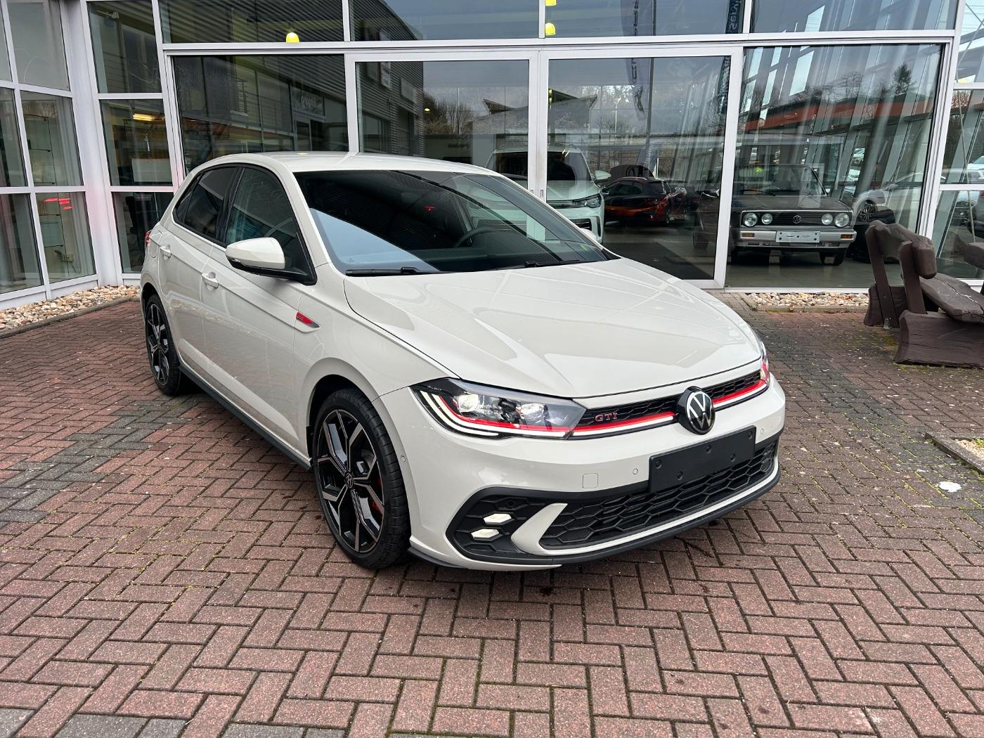 Volkswagen Polo VI 2.0 TSI GTI ACC+LED+Navivorb.+SHZ+2xKlim