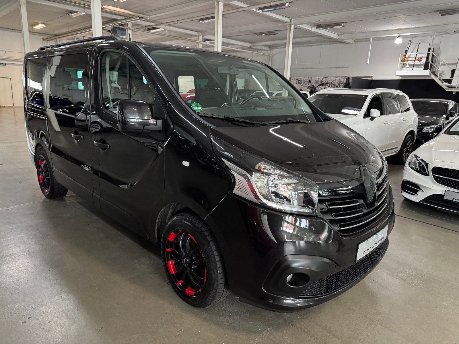 Fahrzeugabbildung Renault Trafic 1.6 DCI EXPRESSION 9-SITZER CAMPER STHDHZ
