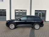 Volkswagen Touareg 3.0 V6 TDI 210kW 4MOTION Tiptronic - - Volkswagen Touareg: 4.2