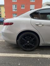 Alfa Romeo Giulia 2.0 Turbo 16V 206kW AT8-Q4 Veloce Veloce - Alfa Romeo Giulia: Veloce