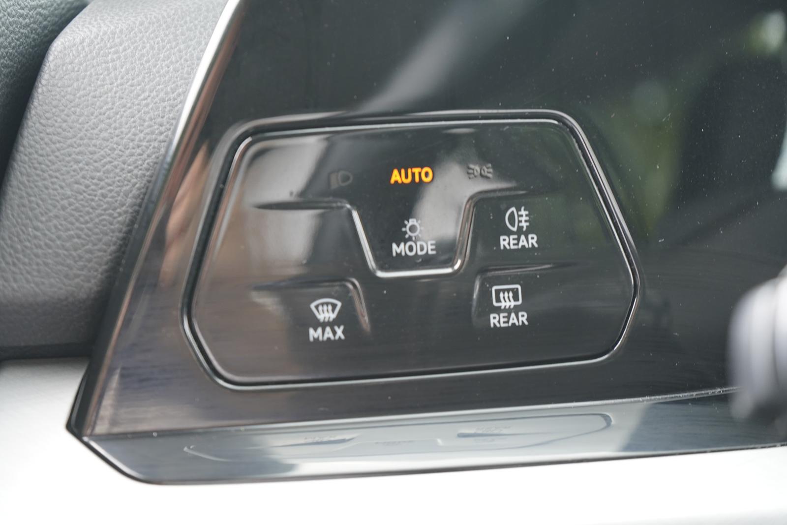 Volkswagen Golf VIII Variant Life eTSI DSG LED Navi ACC AHK, миниатюра 22