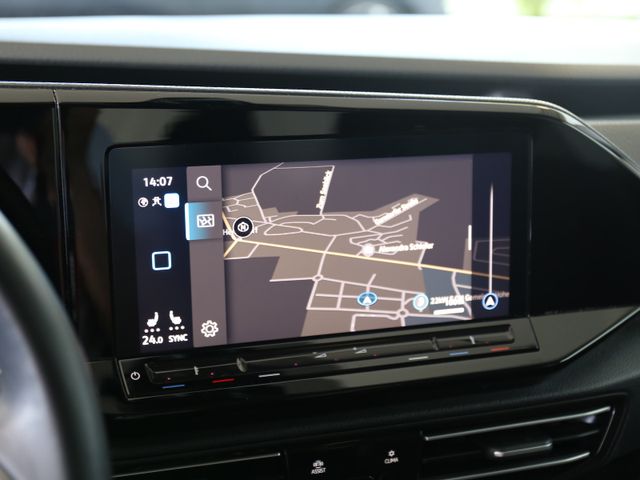 Volkswagen Caddy 2.0TDI DSG STYLE NAV PRO STANDH PANO 7SITZ
