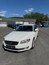 Volvo V70 Kombi Kinetic  Tempomat 1 Hand - Volvo V70 mit Benzin-Antrieb