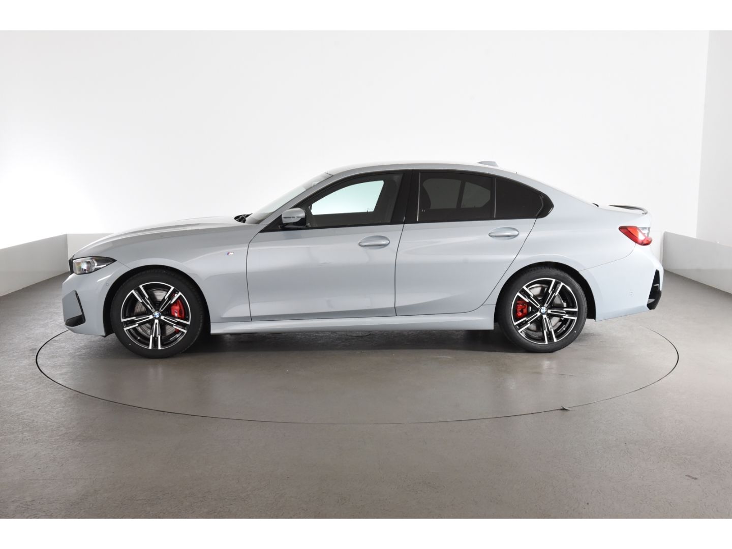 BMW 318 i M Sport Pro Komfortzugang Klimaautomatik foto 3