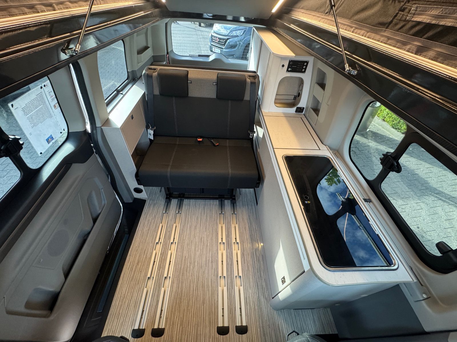 Fahrzeugabbildung Bürstner Ford V710-Copa 532 B66 - SONDERMODELL AUTOMATIK