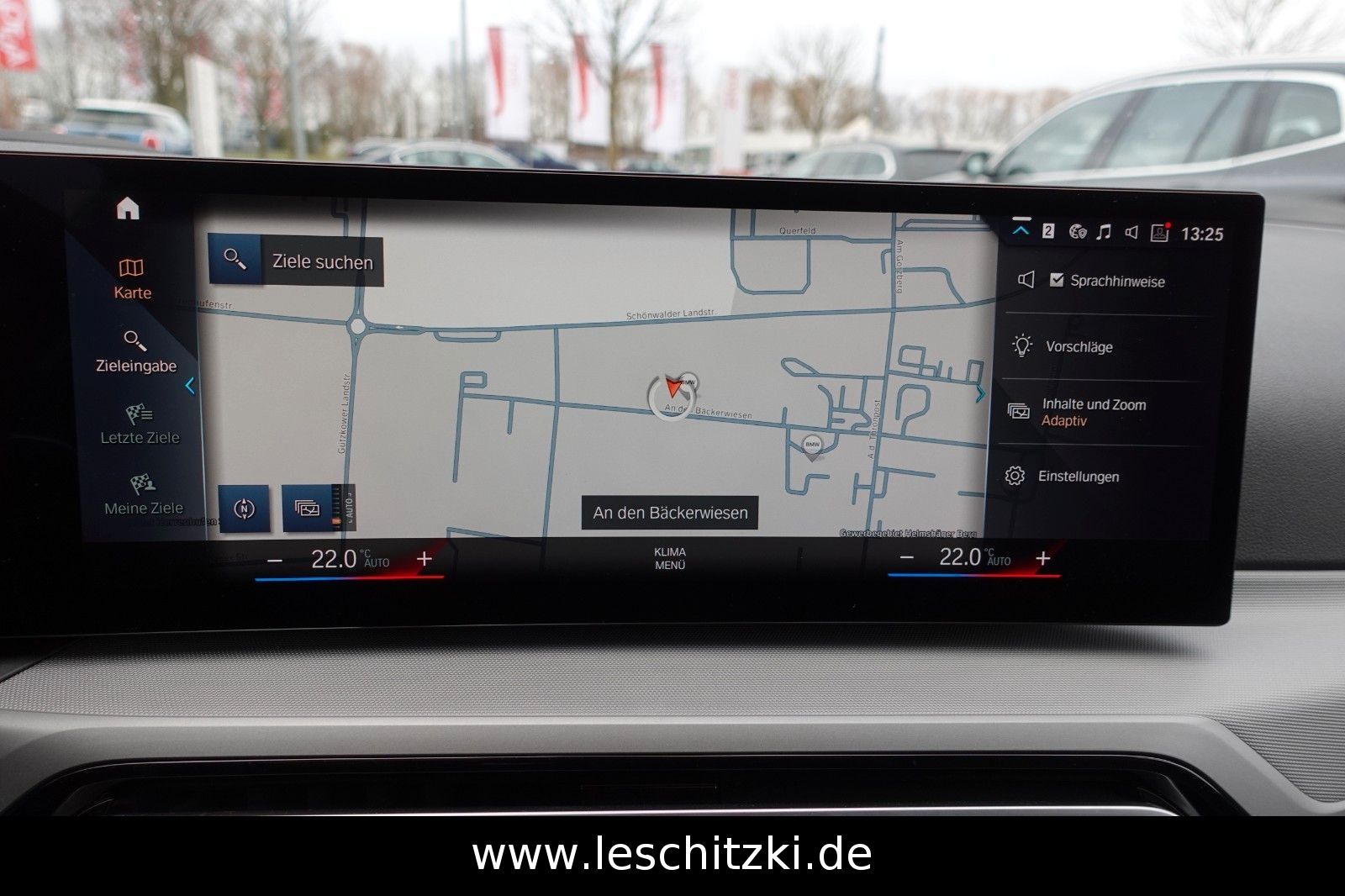 BMW 320i Touring Automatik/LED/Navigation foto 22